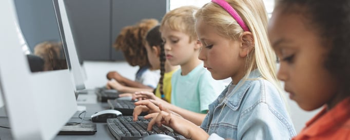 Teaching Cybersecurity Through Blogs and Forums