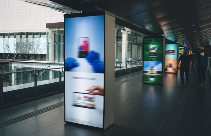 From Static to Smart: Why Retailers Invest in Digital Signage