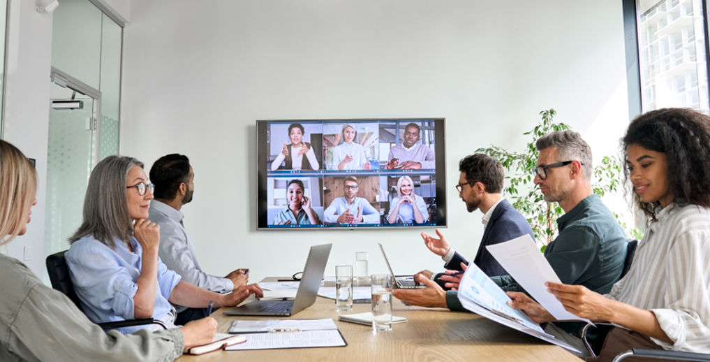 Improve Workplace Productivity with Visual Collaboration Spaces